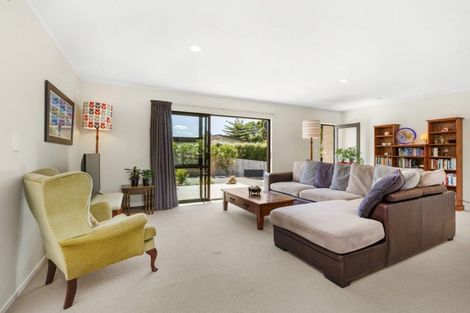 Photo of property in 5b Waikowhai Place, Raglan, 3225