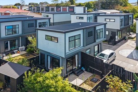 Photo of property in 6/24 Andrew Road, Howick, Auckland, 2010