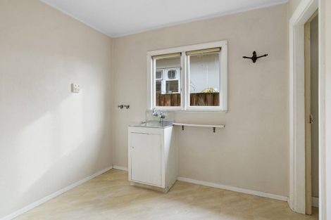 Photo of property in 337 Ferry Road, Waltham, Christchurch, 8011