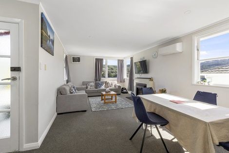 Photo of property in 93 Taylor Terrace, Tawa, Wellington, 5028