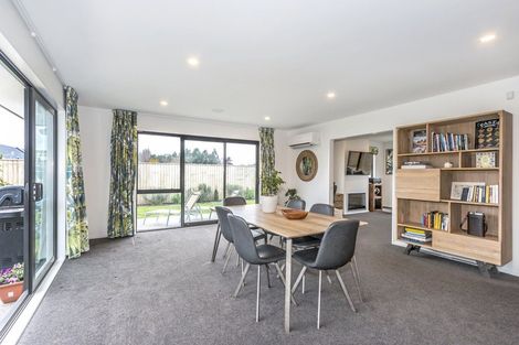 Photo of property in 6 Pegson Lane, Halswell, Christchurch, 8025