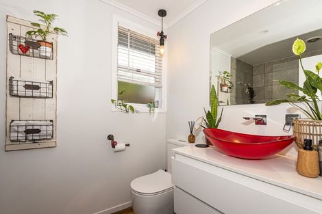 Photo of property in 99 Church Street, Onerahi, Whangarei, 0110