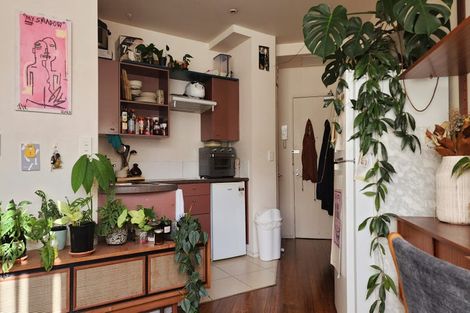 Photo of property in Hume House, 152u2 The Terrace, Wellington Central, Wellington, 6011
