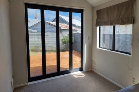 Photo of property in 15a Torridon Road, Miramar, Wellington, 6022