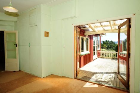 Photo of property in 4 Marine Drive, Diamond Harbour, 8972