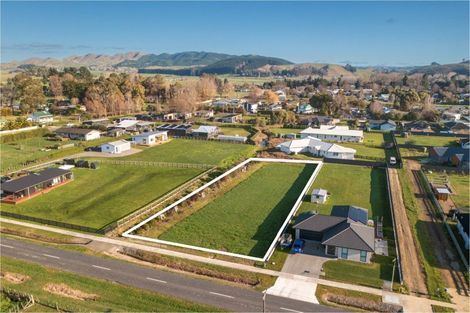 Photo of property in 18 White Road, Otane, 4202