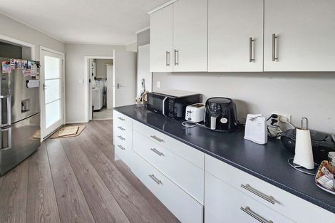 Photo of property in 54 Parkway, Wainuiomata, Lower Hutt, 5014