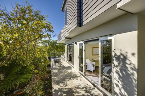 Photo of property in 14a George Street, Hospital Hill, Napier, 4110