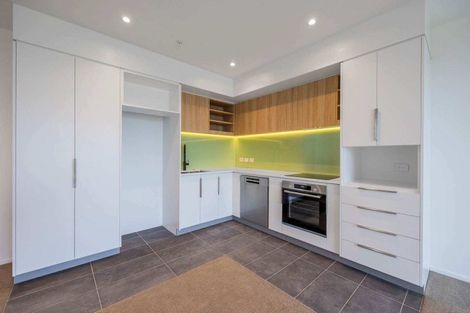 Photo of property in 1 Buscomb Avenue, Henderson, Auckland, 0610