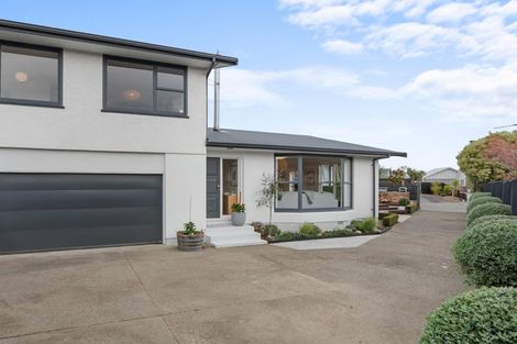 Photo of property in 21 Woodstock Place, Russley, Christchurch, 8042