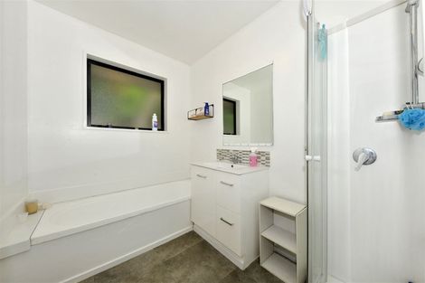 Photo of property in 22 Wyon Street, Linwood, Christchurch, 8062