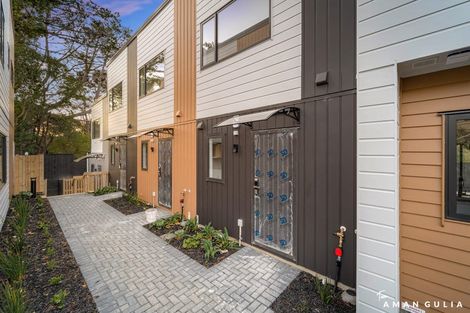Photo of property in 93 Woodglen Road, Glen Eden, Auckland, 0602