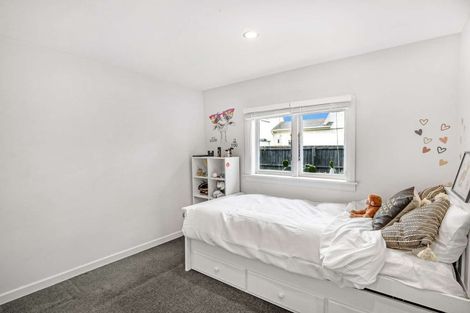 Photo of property in 33 East Belt, Rangiora, 7400