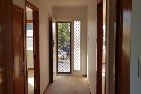 Photo of property in 12 Mickle Street, Te Atatu South, Auckland, 0610