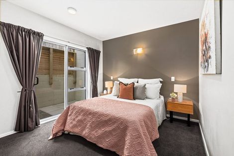 Photo of property in 16b Lincoln Avenue, Tawa, Wellington, 5028