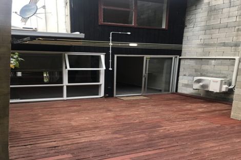 Photo of property in 99 Churton Drive, Churton Park, Wellington, 6037