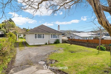Photo of property in 23 Kereru Grove, Stokes Valley, Lower Hutt, 5019
