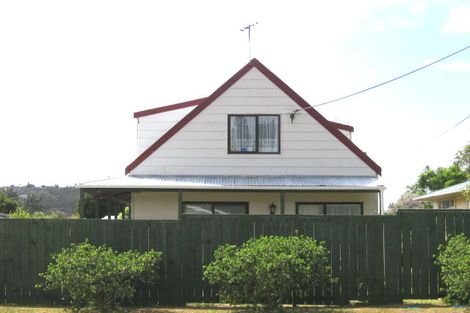 Photo of property in 1/105 Lancaster Road, Beach Haven, Auckland, 0626
