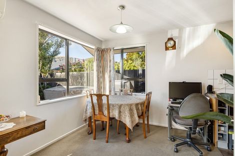 Photo of property in 18 Mauger Drive, Heathcote Valley, Christchurch, 8022