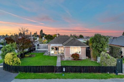 Photo of property in 10 White Street, Rangiora, 7400