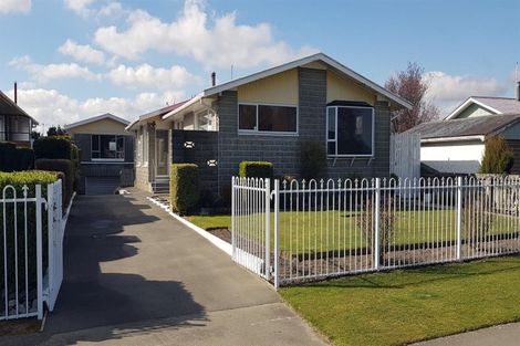 Photo of property in 12 Parker Street, Hornby, Christchurch, 8042
