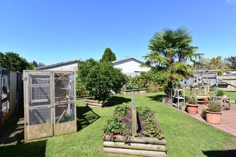Photo of property in 28 Rosalind Street, Deanwell, Hamilton, 3206