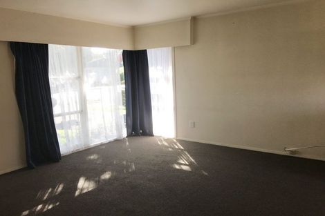 Photo of property in 28 Landscape Road, Papatoetoe, Auckland, 2025