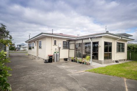 Photo of property in 269 Kennedy Road, Onekawa, Napier, 4110