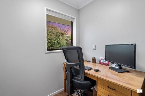 Photo of property in 1 Ruamoana Place, Omokoroa, 3114
