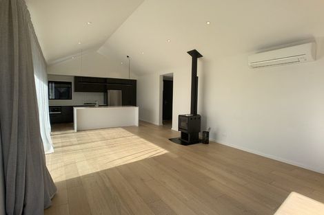 Photo of property in 4 Kotuku Lane, Jacks Point, Queenstown, 9371