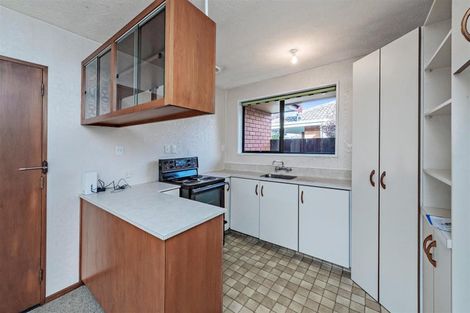 Photo of property in 22 Lake Terrace Road, Burwood, Christchurch, 8061