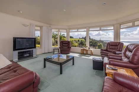 Photo of property in 2 Ocean View Road, Cable Bay, 0420