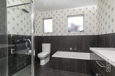 Photo of property in 4 Trigg Road, Huapai, Kumeu, 0810