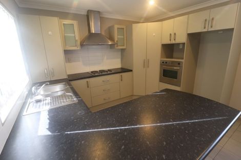 Photo of property in 45 Helleur Road, Massey, Auckland, 0614