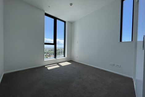 Photo of property in 1 Buscomb Avenue, Henderson, Auckland, 0610