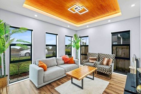 Photo of property in 55 Clarks Beach Road, Clarks Beach, 2122
