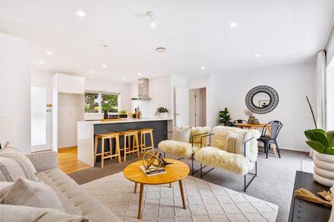 Photo of property in 1/31 Camelot Place, Glenfield, Auckland, 0629