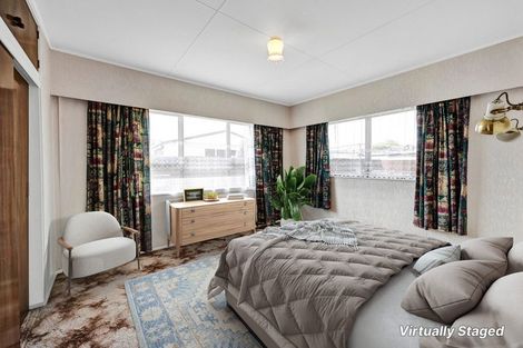 Photo of property in 206 Waihi Road, Hawera, 4610