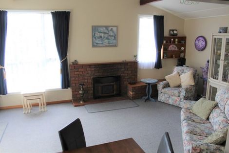 Photo of property in 127 Guy Street, Dannevirke, 4930