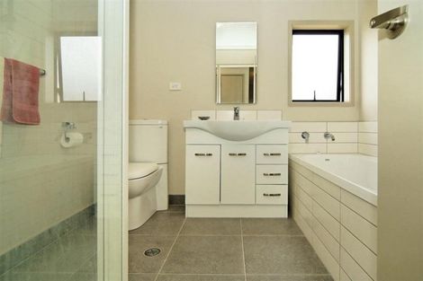 Photo of property in St Claire Village, 28/172 Mcleod Road, Te Atatu South, Auckland, 0610