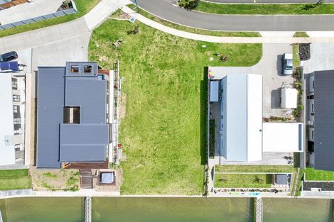 Photo of property in 14 Ngaroma Crescent, Whitianga, 3510