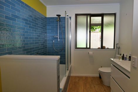 Photo of property in Willow Court, 6/15 Pehi Kupa Street, Waikanae, 5036
