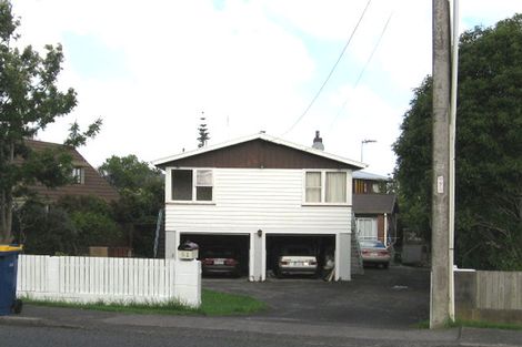 Photo of property in 21 Royal Road, Massey, Auckland, 0614