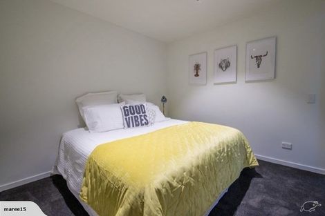 Photo of property in 11b Saint Peters Place, Queenstown, 9300