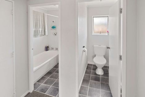 Photo of property in 89a Pohutukawa Drive, Owhata, Rotorua, 3010