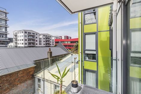 Photo of property in Dual Apartments, 306/142u Vivian Street, Te Aro, Wellington, 6011