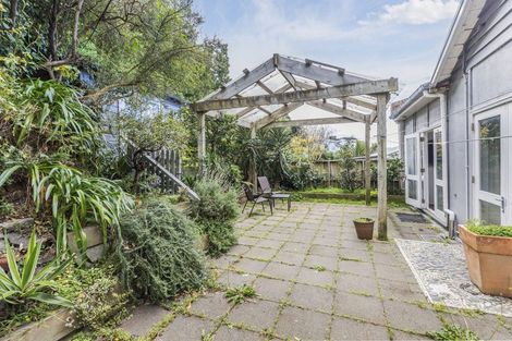 Photo of property in 217 Marine Parade, Seatoun, Wellington, 6022