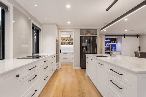 Photo of property in 7 Glandovey Road, Fendalton, Christchurch, 8052