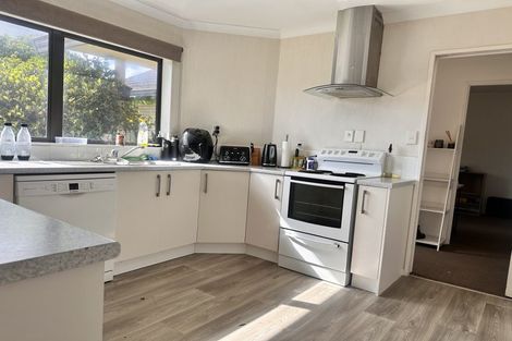 Photo of property in 24 Calypso Drive, Papamoa Beach, Papamoa, 3118