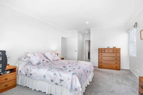 Photo of property in 3 Taikura Avenue, Red Beach, 0932